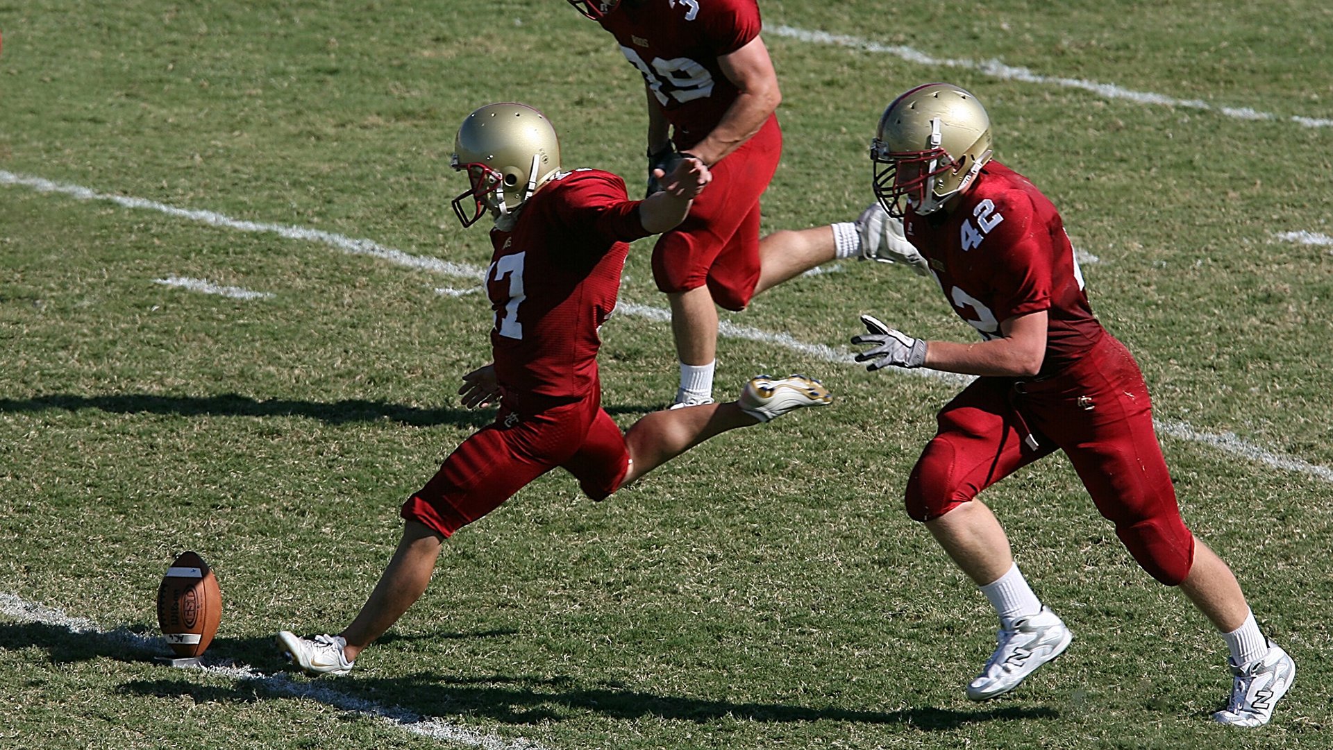 女足比赛选手表现优异，逐鹿荣誉殿堂，女足最棒